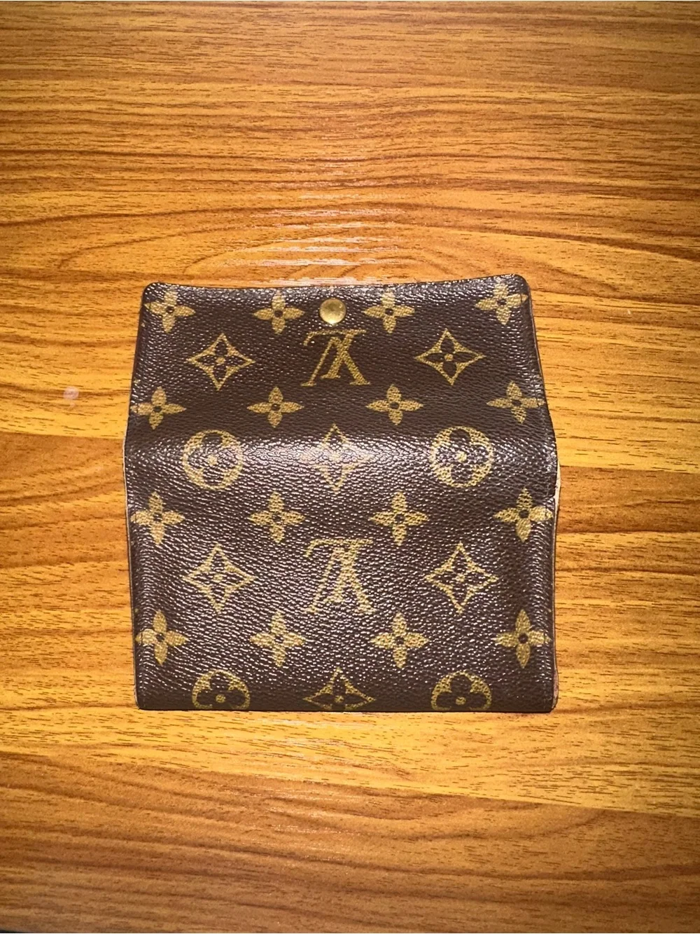 Authentic Luis Vuitton Brown Monogram Bifold Wallet